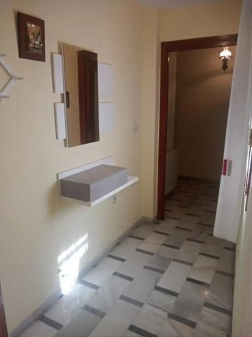 Piso de alquiler en Iznalloz con Calefacción y Amueblado