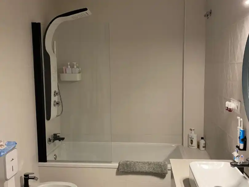 Flat for sale in Calle Velero, 40, La Jara Bathroom of Flat for sale in Sanlúcar de Barrameda with Air Conditioner, Private garden and Terrace