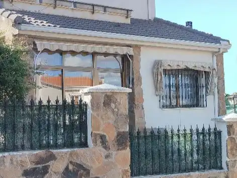 Casa o xalet en venda a Glorieta Rubén Darío, 9, Loeches Casa o xalet en venda a Glorieta Rubén Darío, 9, Loeches