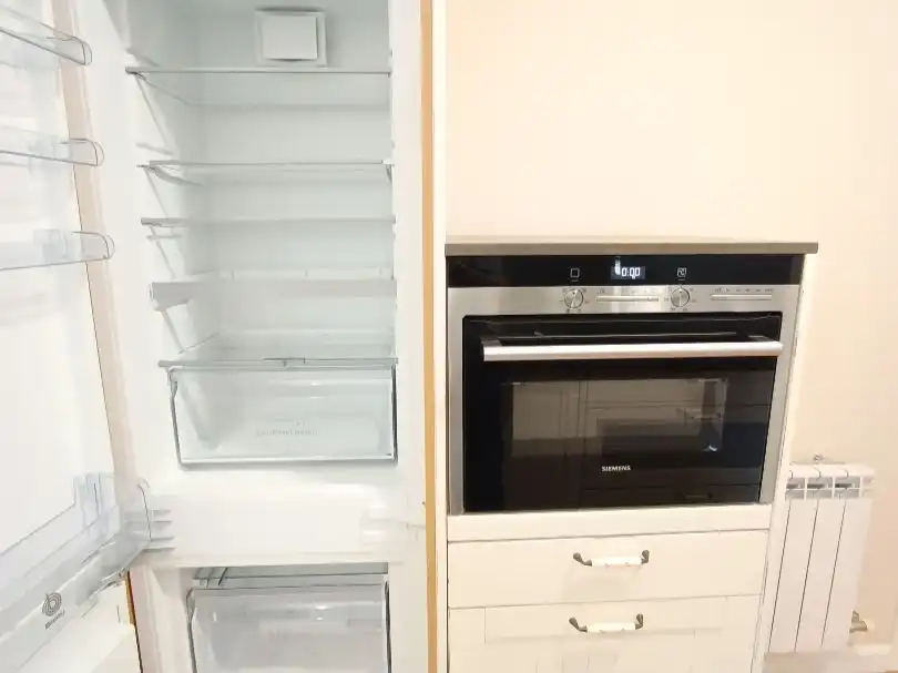Pis en venda a Plaza de las Villas, 1, Las Villas - Valparaiso - El Peral Cuina de Pis en venda en Valladolid amb Calefacció, Parquet i Traster