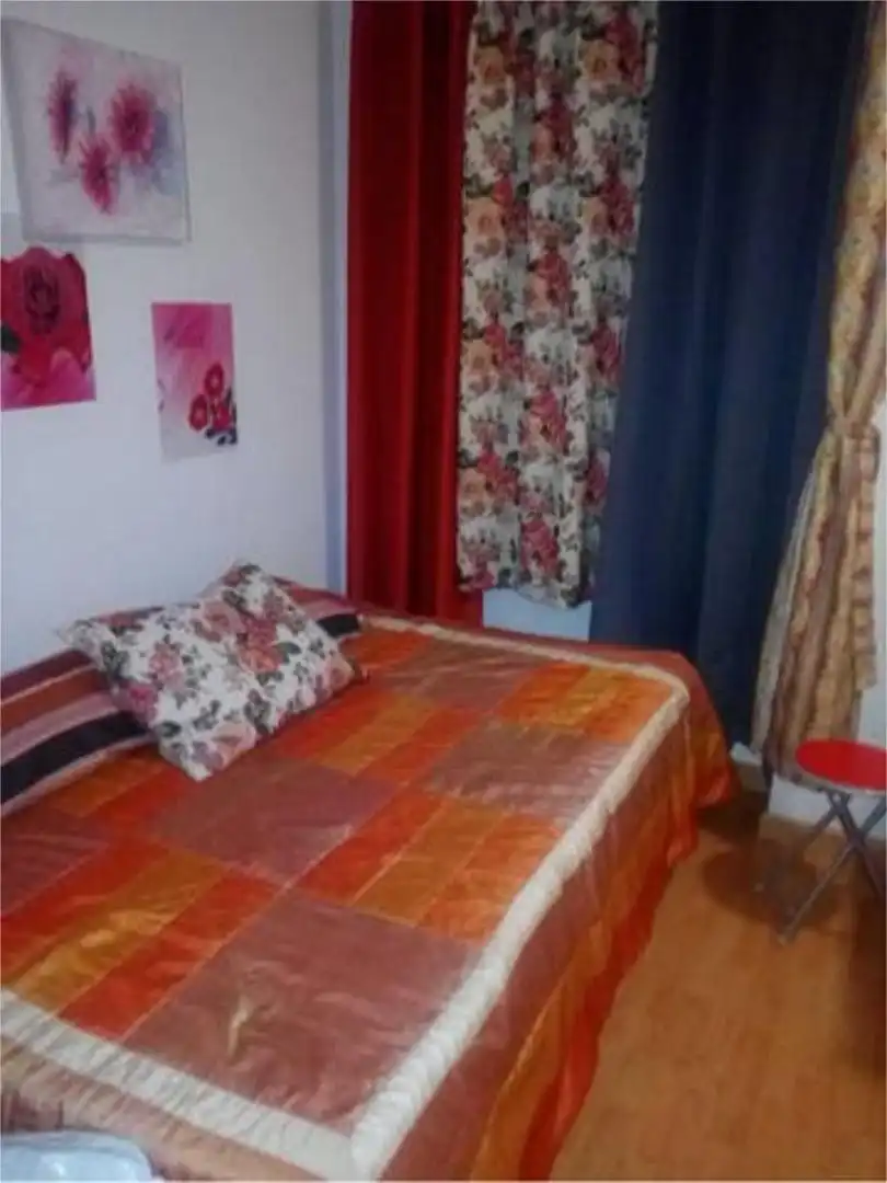 Dormitori de Apartament de lloguer en Sierra Nevada amb Calefacció, Terrassa i Piscina