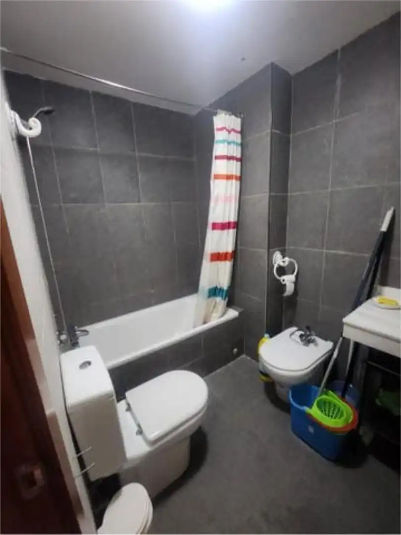 Bany de Apartament de lloguer en Sierra Nevada amb Calefacció, Terrassa i Piscina