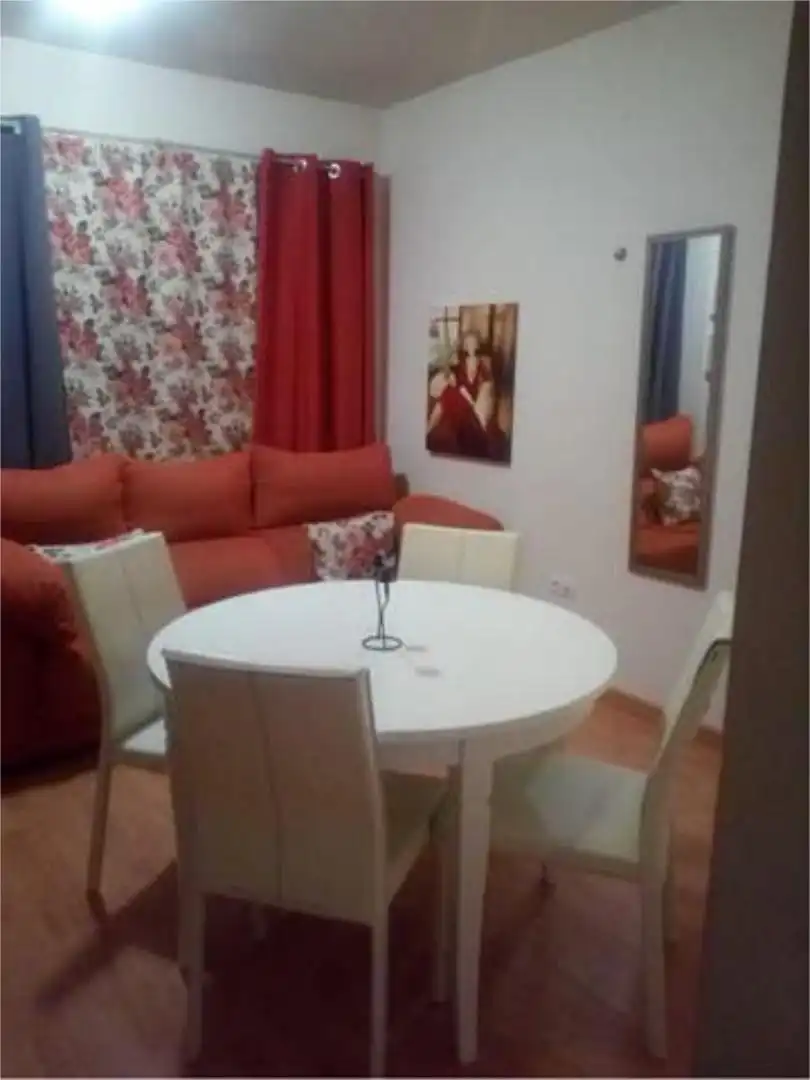 Sala d'estar de Apartament de lloguer en Sierra Nevada amb Calefacció, Terrassa i Piscina