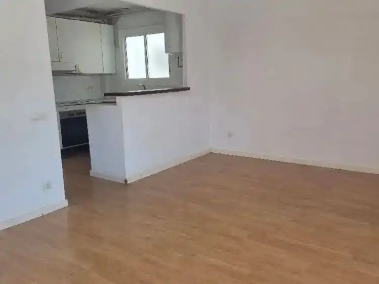 Wohnung zum Verkauf in Passeig de la Marina, 292, Baixador Schlafzimmer von Wohnung zum Verkauf in Castelldefels mit Balkon