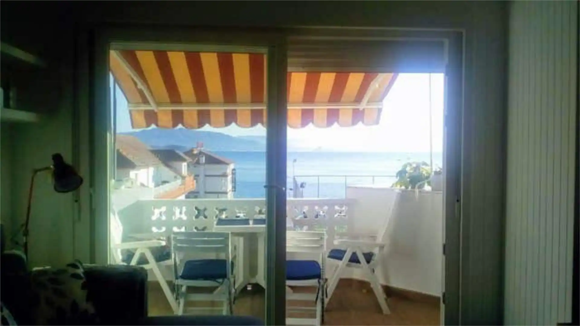 Apartamento de alquiler en Coiro Terraza de Apartamento de alquiler en Cangas con Terraza y Amueblado