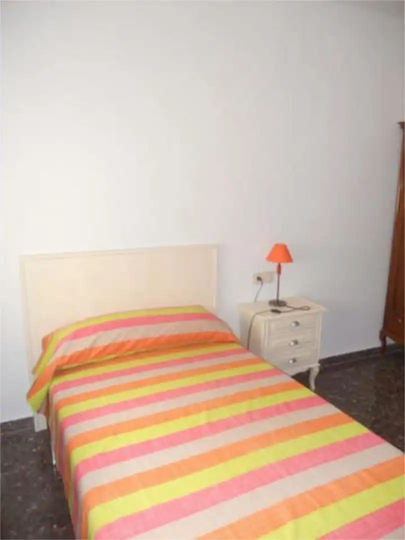 Piso de alquiler en Hospital