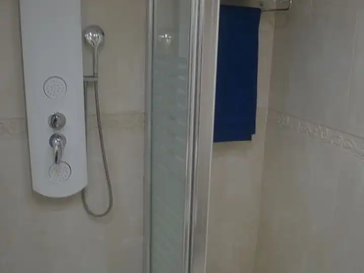 Flat for sale in Calle de la Cordera, 34, Montemar Bathroom of Flat for sale in Torremolinos with Air Conditioner, Heating and Terrace