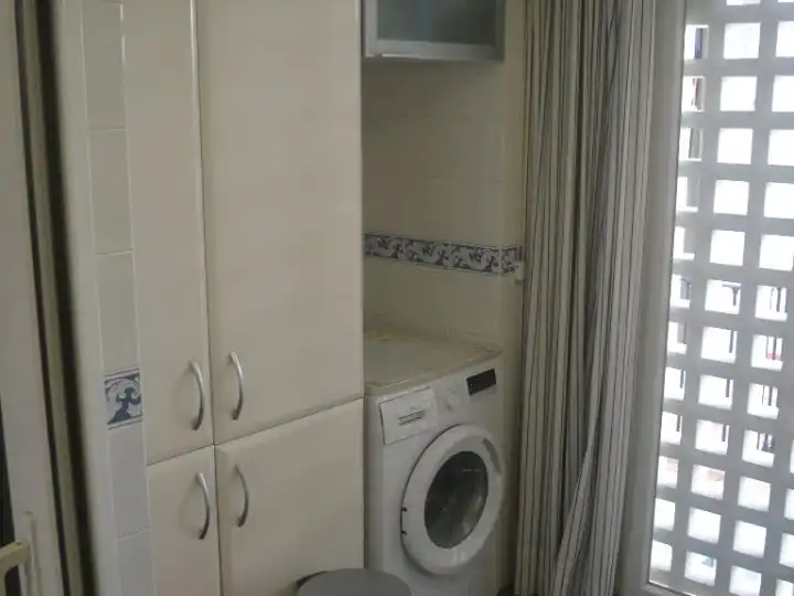 Flat for sale in Calle de la Cordera, 34, Montemar Bathroom of Flat for sale in Torremolinos with Air Conditioner, Heating and Terrace