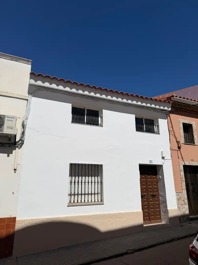 Planta baja en venta en Calle Atrás, 92, Guareña Vista exterior de Planta baja en venta en Guareña