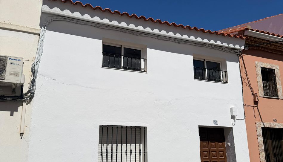 Planta baja en venta en Calle Atrás, 92, Guareña, Badajoz - imagen 1 Foto 1 de Planta baja en venta en Calle Atrás, 92, Guareña, Badajoz