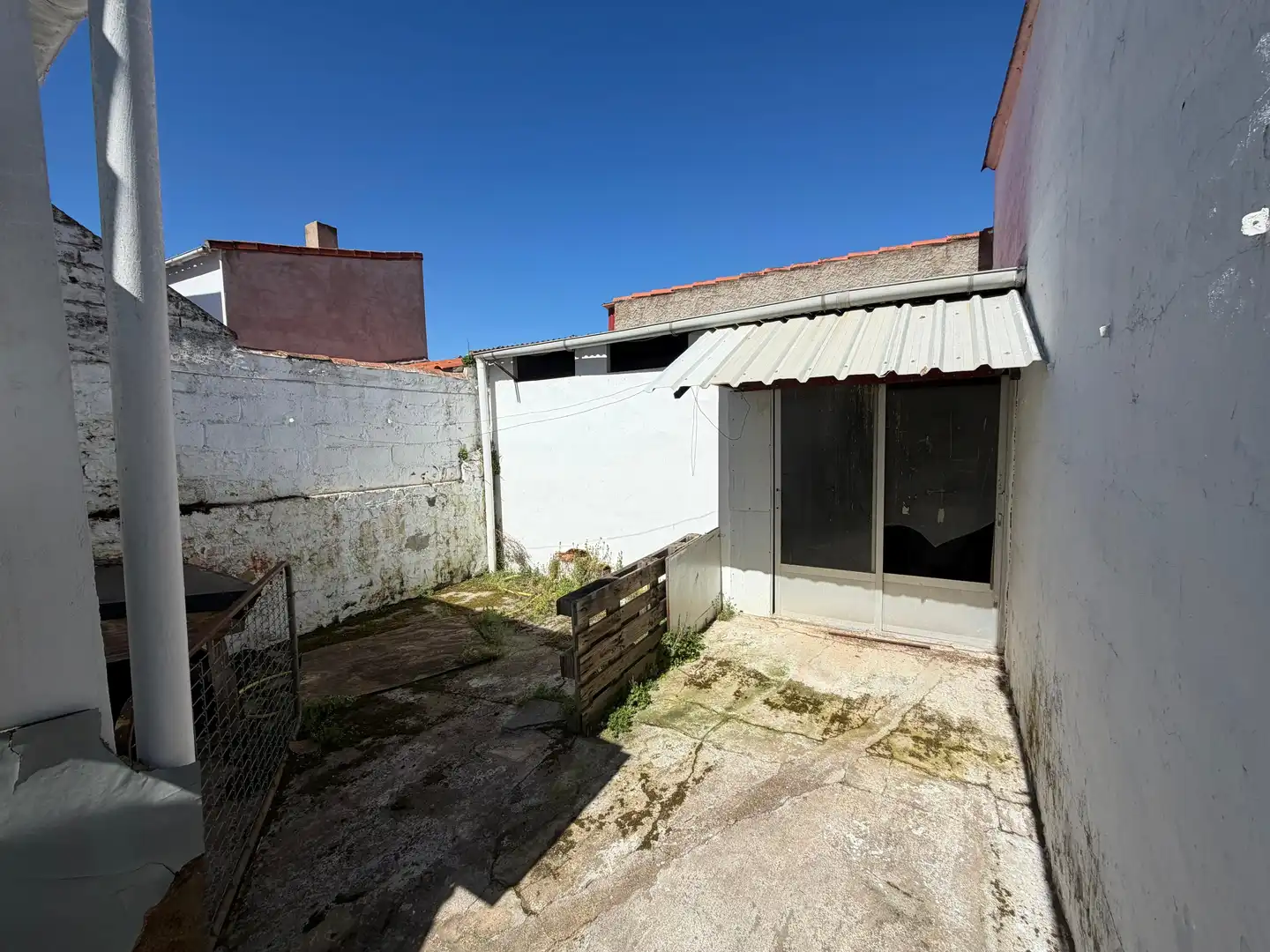 Planta baja en venta en Calle Atrás, 92, Guareña Vista exterior de Planta baja en venta en Guareña