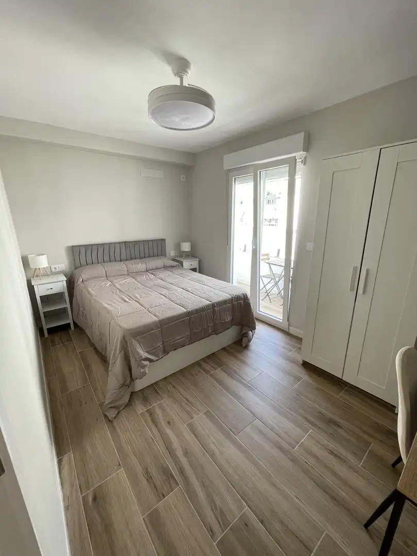 Habitació a Plaza Carlos Cano, 5, Centro
