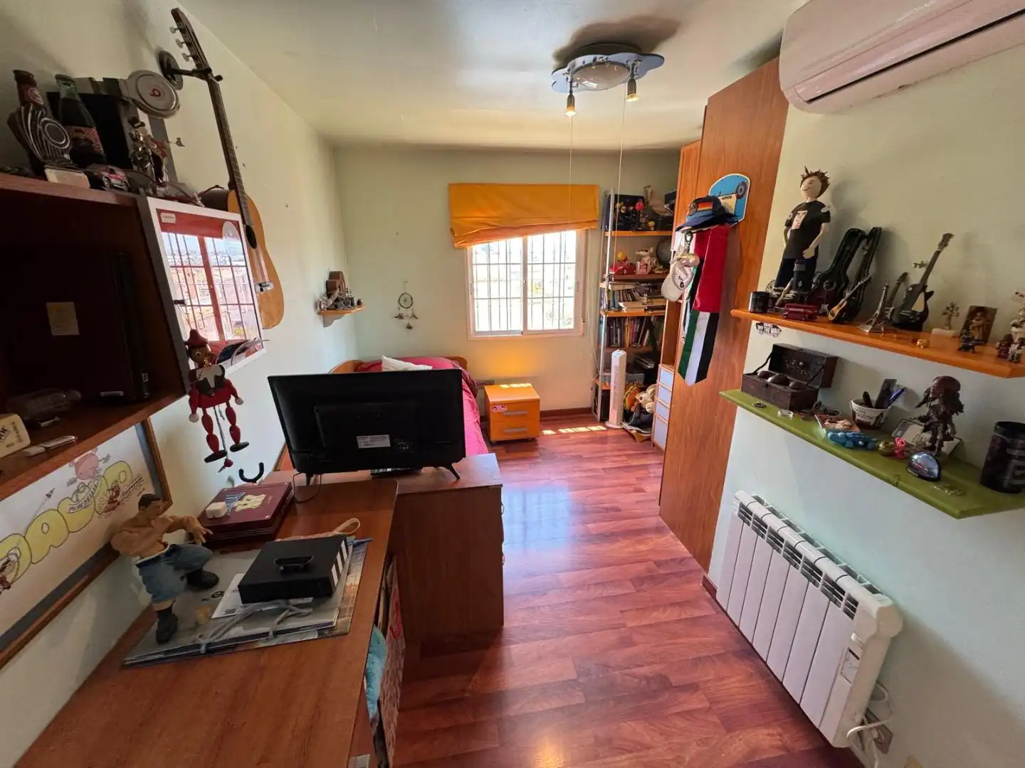 Piso en venta en Calle Meridiano, 14, Aguas Nuevas Habitación de Piso en venta en Torrevieja con Aire acondicionado, Terraza y Piscina