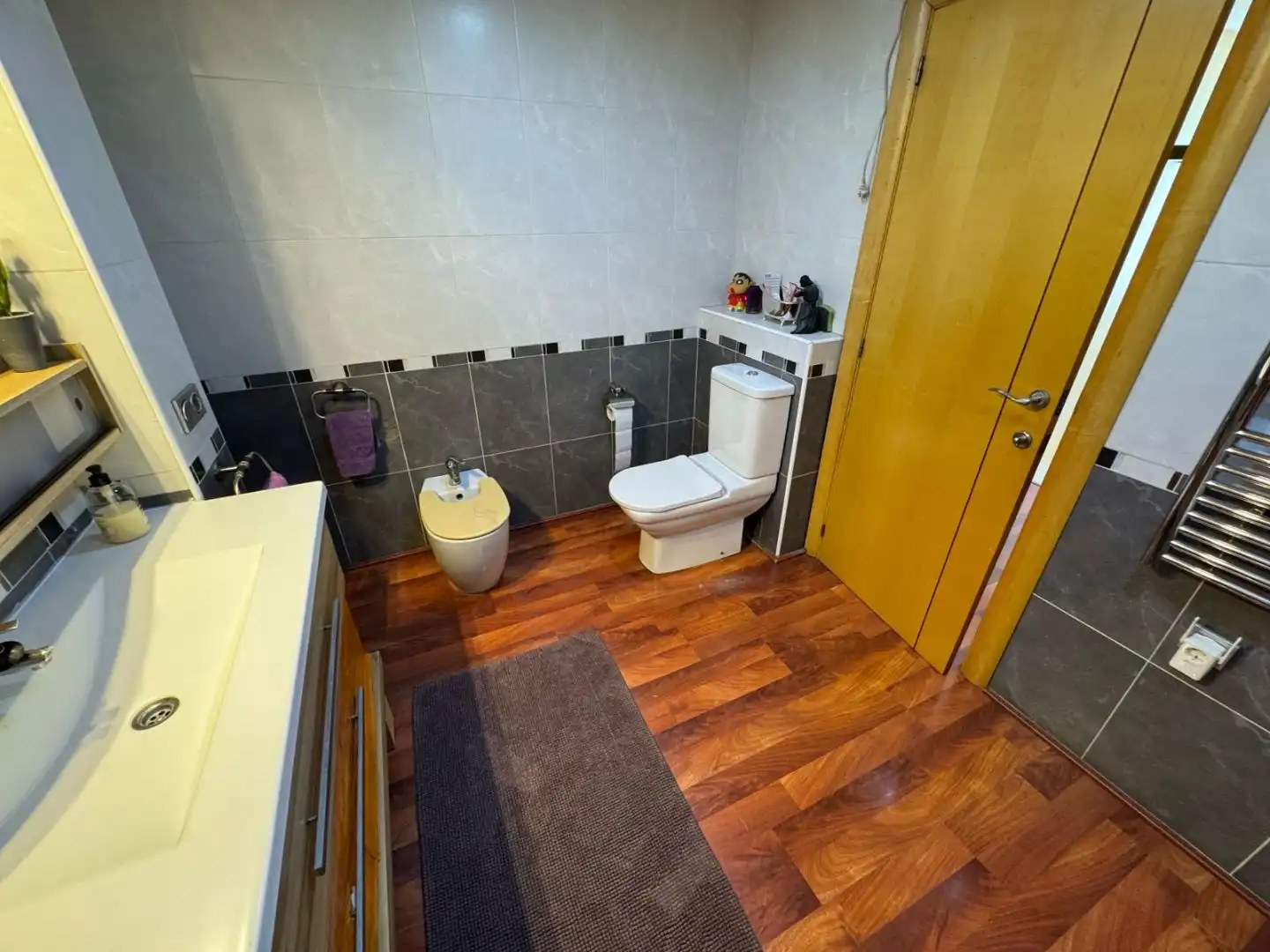 Piso en venta en Calle Meridiano, 14, Aguas Nuevas Baño de Piso en venta en Torrevieja con Aire acondicionado, Terraza y Piscina