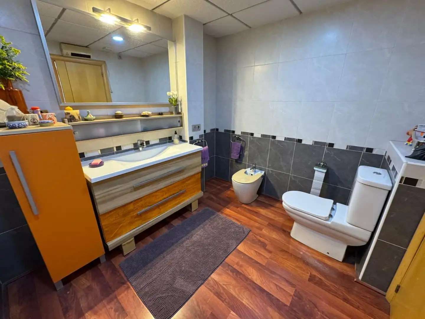 Piso en venta en Calle Meridiano, 14, Aguas Nuevas Baño de Piso en venta en Torrevieja con Aire acondicionado, Terraza y Piscina