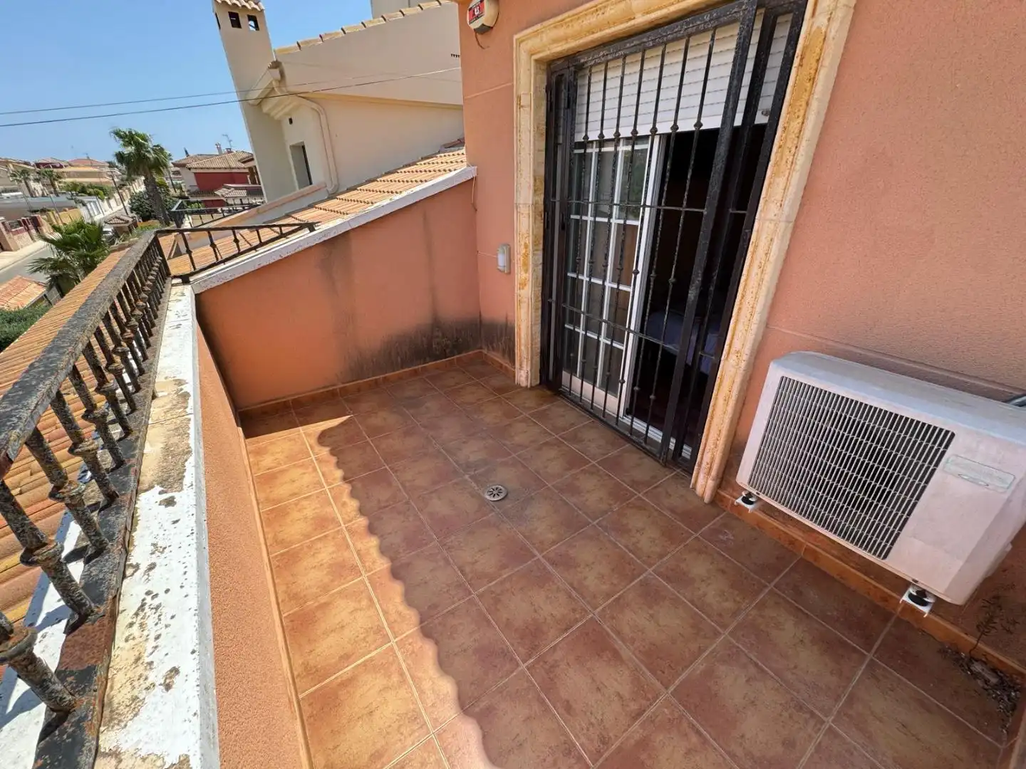 Piso en venta en Calle Meridiano, 14, Aguas Nuevas Terraza de Piso en venta en Torrevieja con Aire acondicionado, Terraza y Piscina