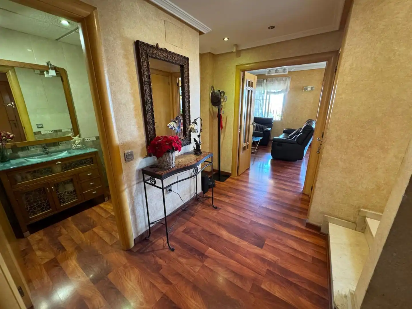 Piso en venta en Calle Meridiano, 14, Aguas Nuevas Piso en venta en Torrevieja con Aire acondicionado, Terraza y Piscina