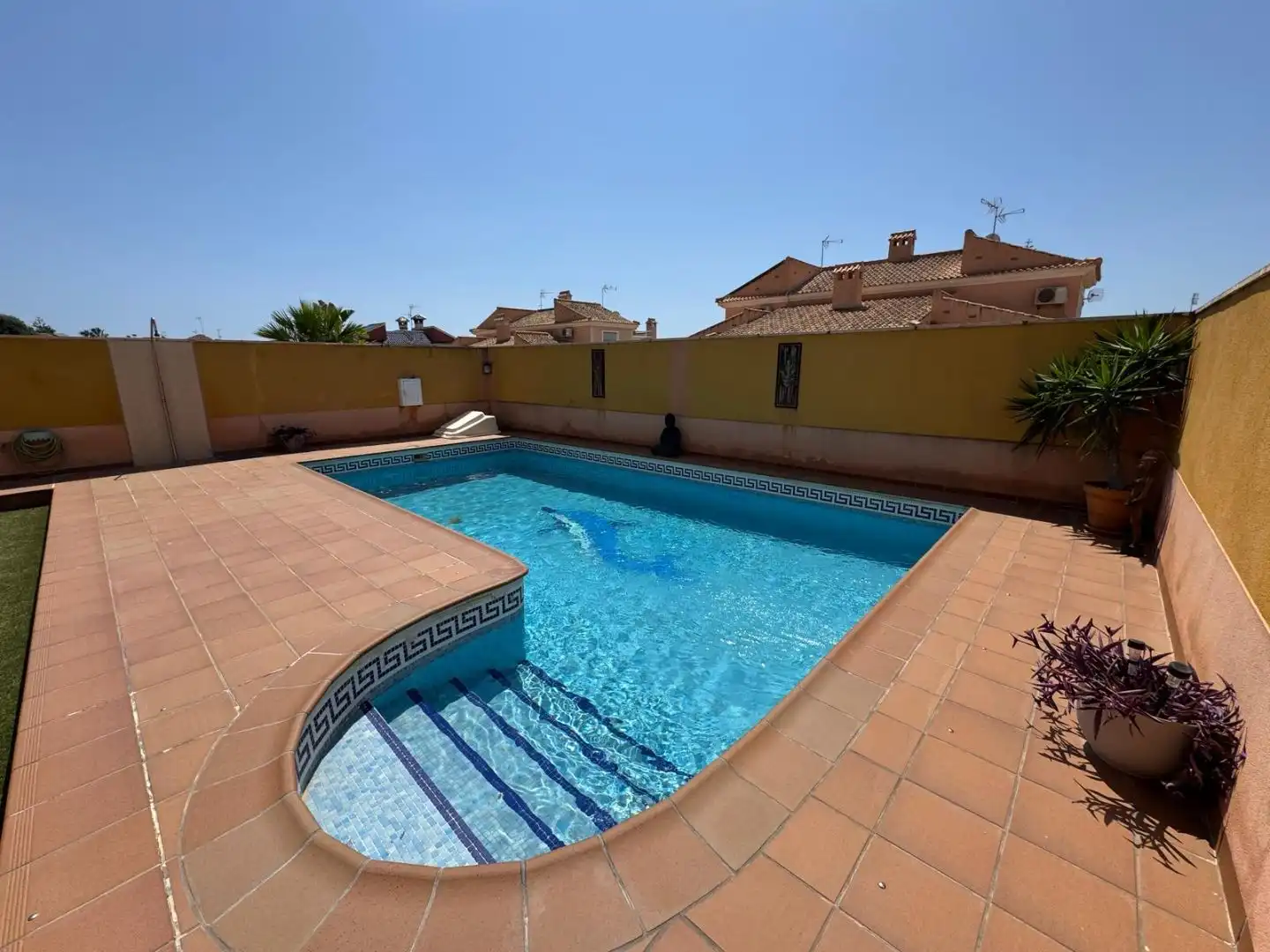 Piso en venta en Calle Meridiano, 14, Aguas Nuevas Piscina de Piso en venta en Torrevieja con Aire acondicionado, Terraza y Piscina