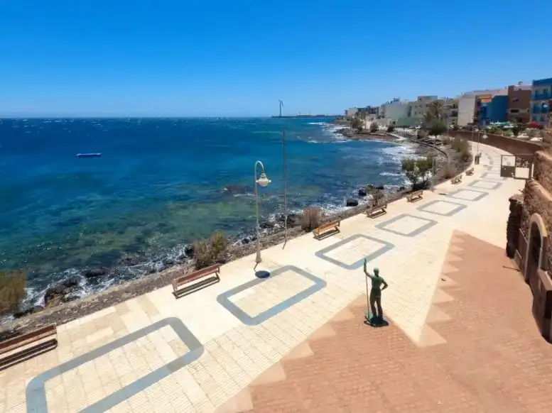 Piso en venta en Calle Almirante Yusty Pita, 10, Playa de Arinaga Vista exterior de Piso en venta en Agüimes con Trastero, Amueblado y Lavadora