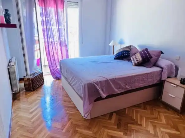 Bedroom of Flat for rent in  Madrid Capital  with Air Conditioner and Balcony
