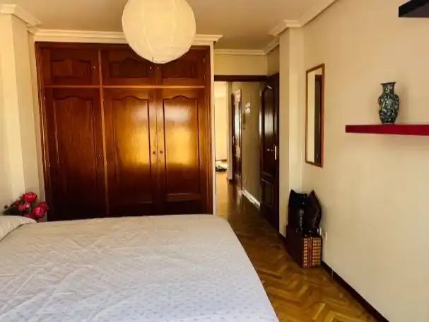 Bedroom of Flat for rent in  Madrid Capital  with Air Conditioner and Balcony