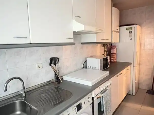 Kitchen of Flat for rent in  Madrid Capital  with Air Conditioner and Balcony