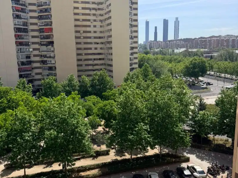 Flat for sale in Avenida de Betanzos, 81, Peñagrande Exterior view of Flat for sale in Madrid with Air Conditioner, Heating and Terrace