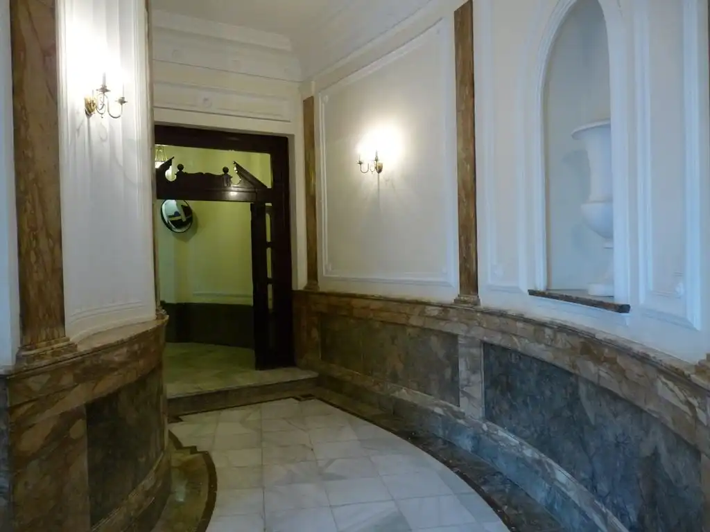 Flat for rent in Carrer Hospital, 1, La Constitución - Canaleta Flat for rent in Carrer Hospital, 1, La Constitución - Canaleta