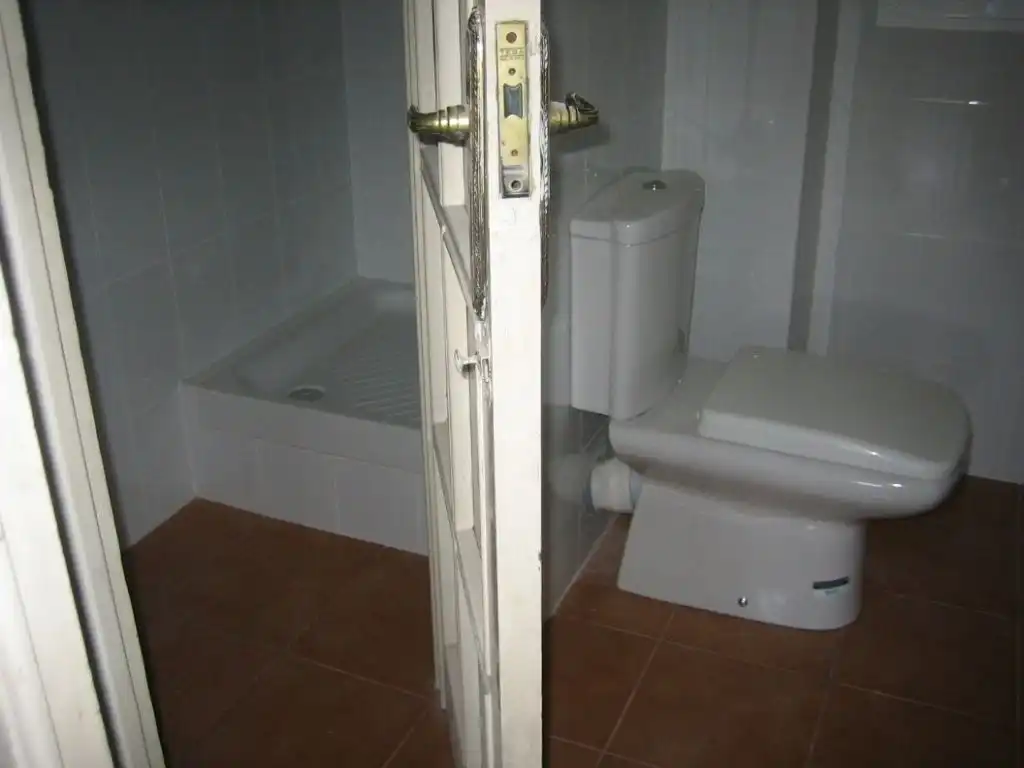 Pis de lloguer a Carrer Hospital, 1, La Constitución - Canaleta Bany de Pis de lloguer en Mislata