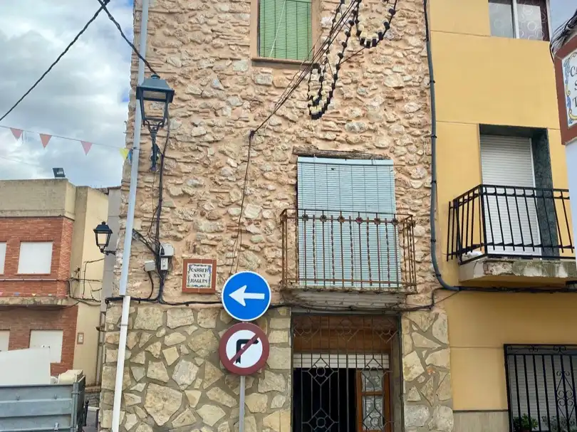 Einfamilien-Reihenhaus zum Verkauf in Plaça Major, 13, Ráfol de Salem Außenansicht von Einfamilien-Reihenhaus zum Verkauf in Ráfol de Salem