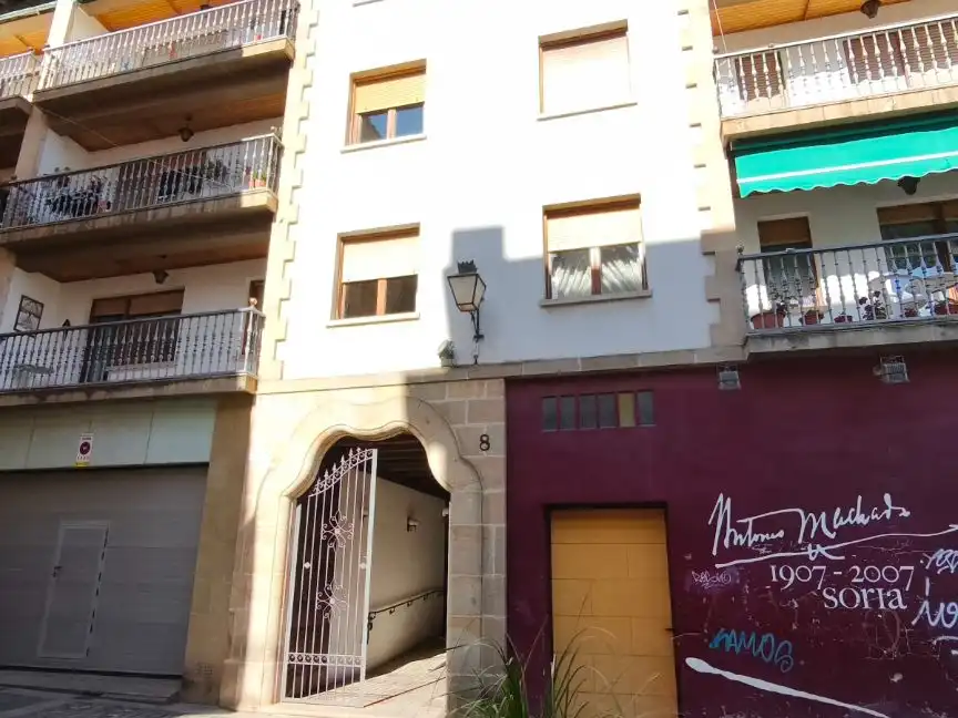 Pis en venda a Calle Aduana Vieja, 8, Centro Vista exterior de Pis en venda en Soria Capital amb Calefacció, Terrassa i Moblat