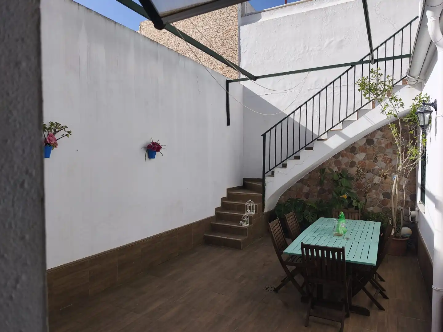Terraza de Casa adosada en venta en Mairena del Alcor con Aire acondicionado