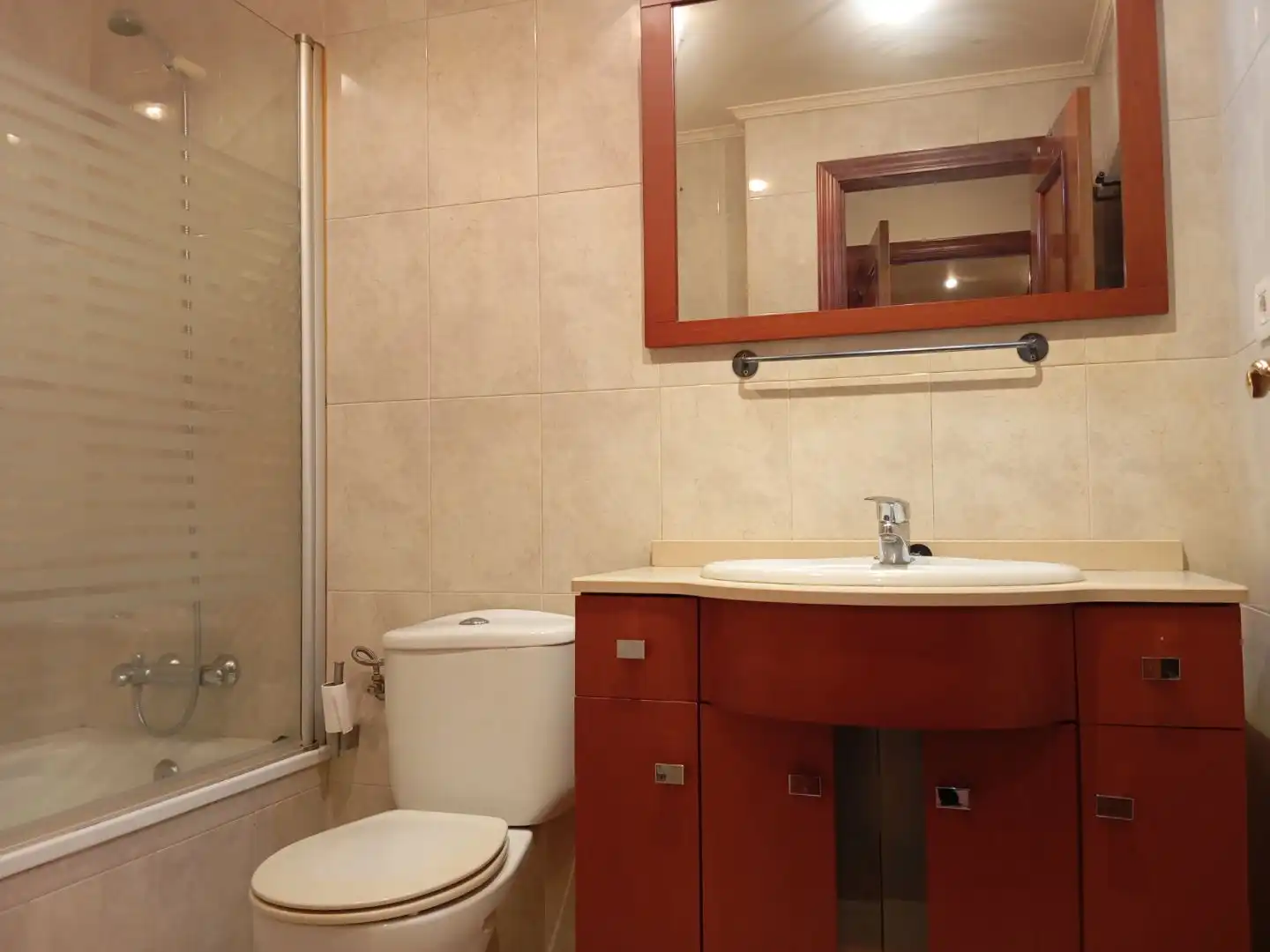 Piso en venta en Calle del Progreso, 6, Ampuero Baño de Piso en venta en Ampuero con Terraza y Balcón