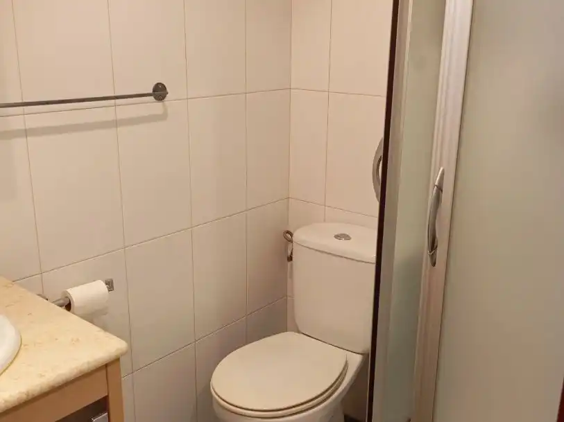 Piso en venta en Calle del Progreso, 6, Ampuero Baño de Piso en venta en Ampuero con Terraza y Balcón