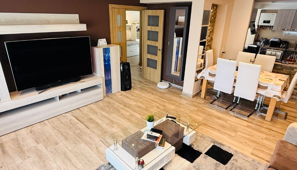 Flat for sale in Calle de Cuenca, 38, Villayuventus - Renfe, Parla - image 1 Photo 1 of Flat for sale in Calle de Cuenca, 38, Villayuventus - Renfe, Parla