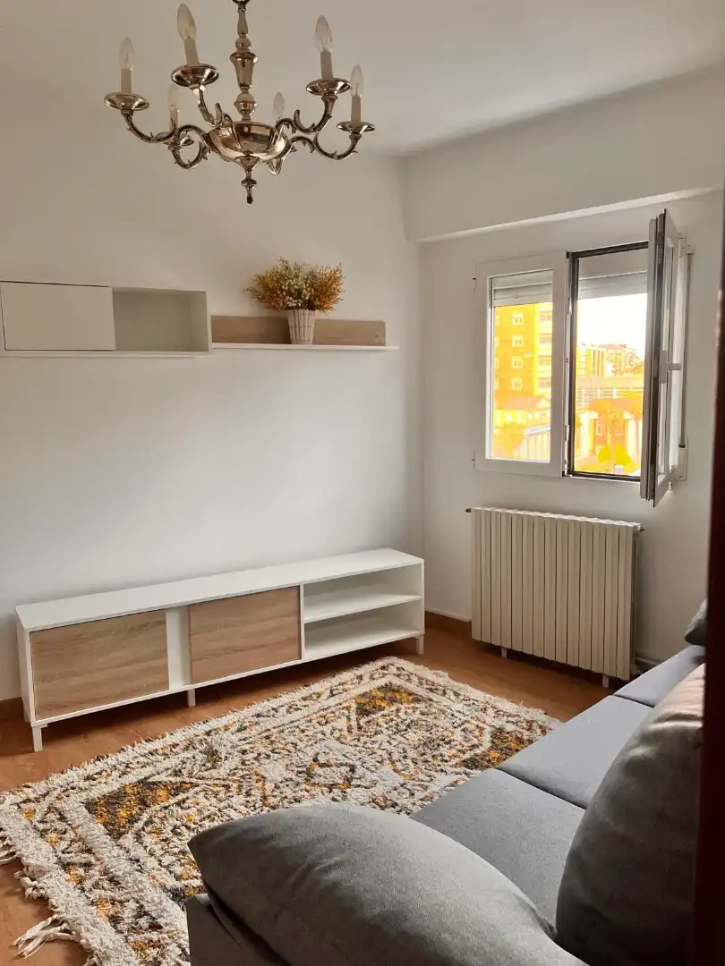 Wohnzimmer von Wohnung zur Miete in Valladolid mit Heizung, Parkett und Terrasse