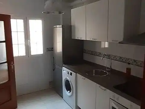 Wohnung zur Miete in Calle de Los Tartesos, 16, Aguadulce Sur Küche von Wohnung zur Miete in Roquetas de Mar mit Klimaanlage, Terrasse und Schwimmbad