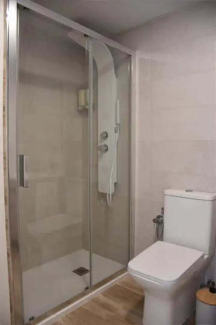 Flat for rent in Casco Histórico - Ribera - San Basilio Bathroom of Flat for rent in Córdoba with Heating and Furnished