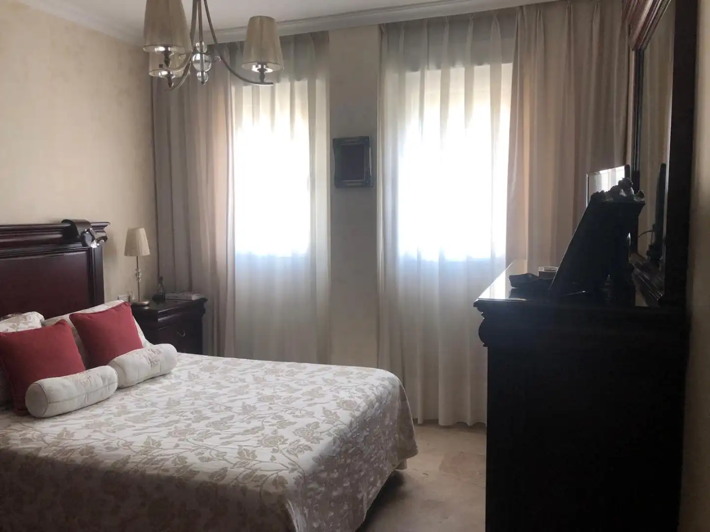 Piso de alquiler en Calle María Malibrán, 1, Tablero Bajo - Arruzafilla Habitación de Piso de alquiler en Córdoba con Aire acondicionado, Calefacción y Terraza