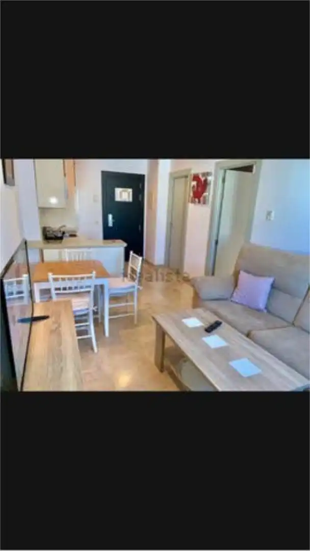 Apartament en venda a Avenida Juan Diego Sala d'estar de Apartament en venda en Bormujos amb Piscina