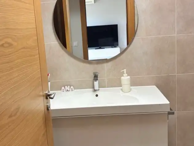 Casa adosada en venta en Calle Iturzulo, 23, Valle de Elorz / Elortzibar Baño de Casa adosada en venta en Valle de Elorz / Elortzibar con Aire acondicionado y Terraza