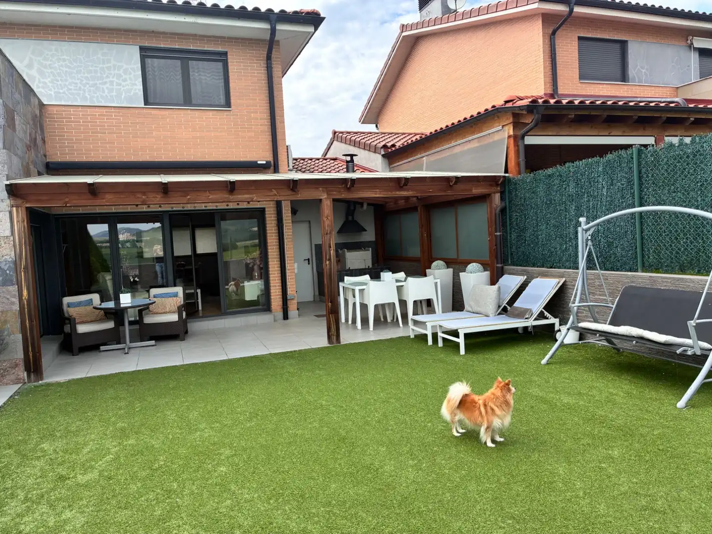 Casa adosada en venta en Calle Iturzulo, 23, Valle de Elorz / Elortzibar Terraza de Casa adosada en venta en Valle de Elorz / Elortzibar con Aire acondicionado y Terraza