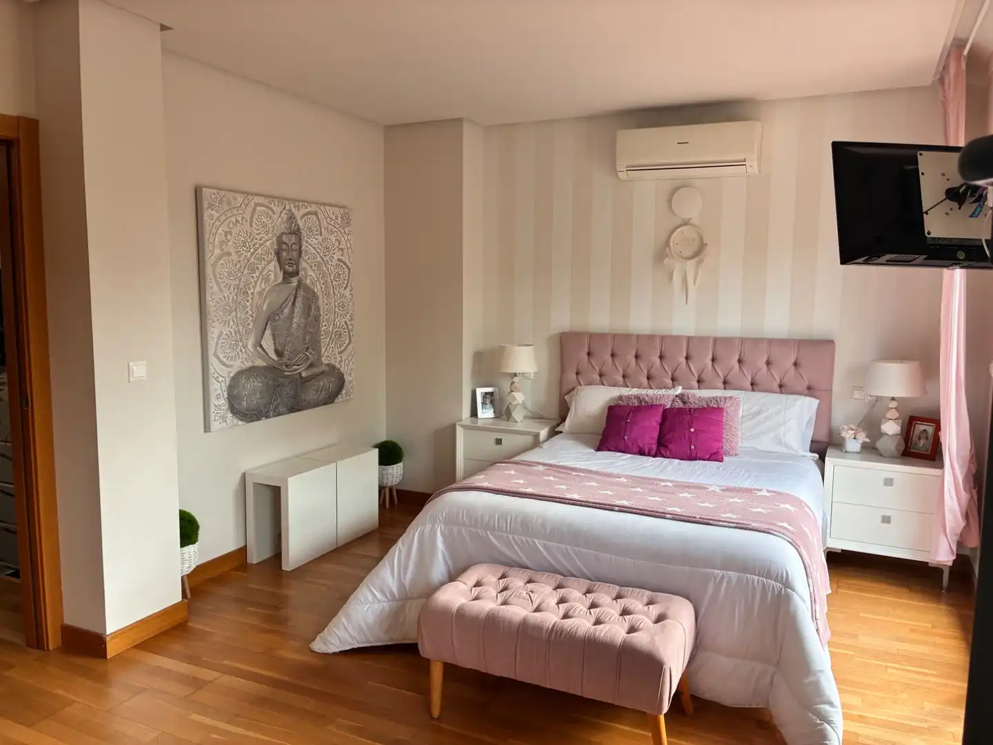 Casa adosada en venta en Calle Iturzulo, 23, Valle de Elorz / Elortzibar Habitación de Casa adosada en venta en Valle de Elorz / Elortzibar con Aire acondicionado y Terraza