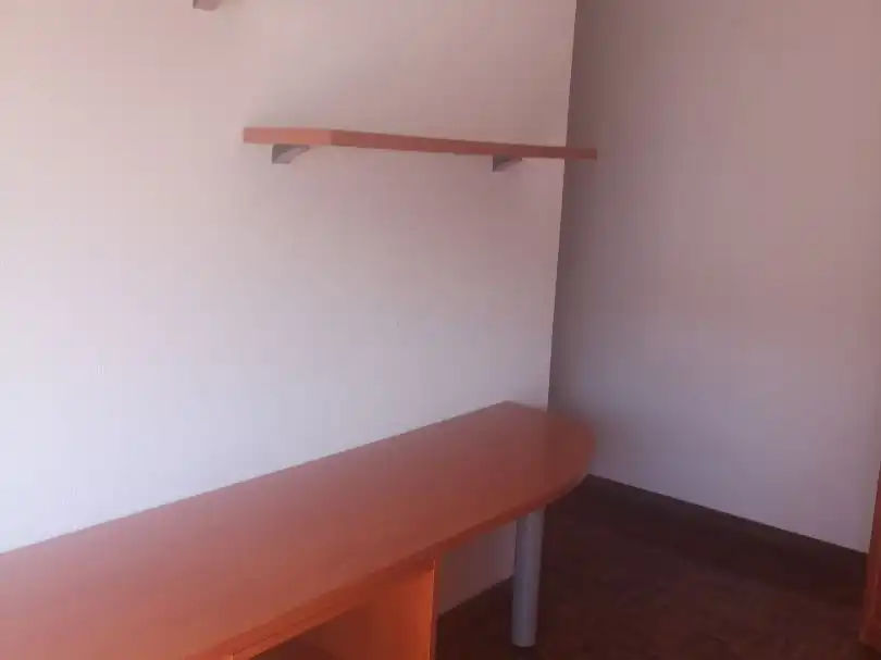 Pis de lloguer en A Coruña Capital  amb Calefacció, Parquet i Traster