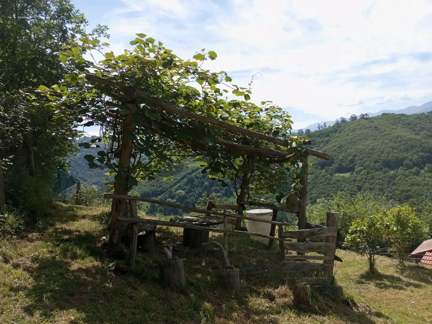 Country house zum Verkauf in Carretera a Cenera, 5, Santa Marina - Polígono Garten von Country house zum Verkauf in Mieres (Asturias) mit Heizung, Parkett und Möbliert