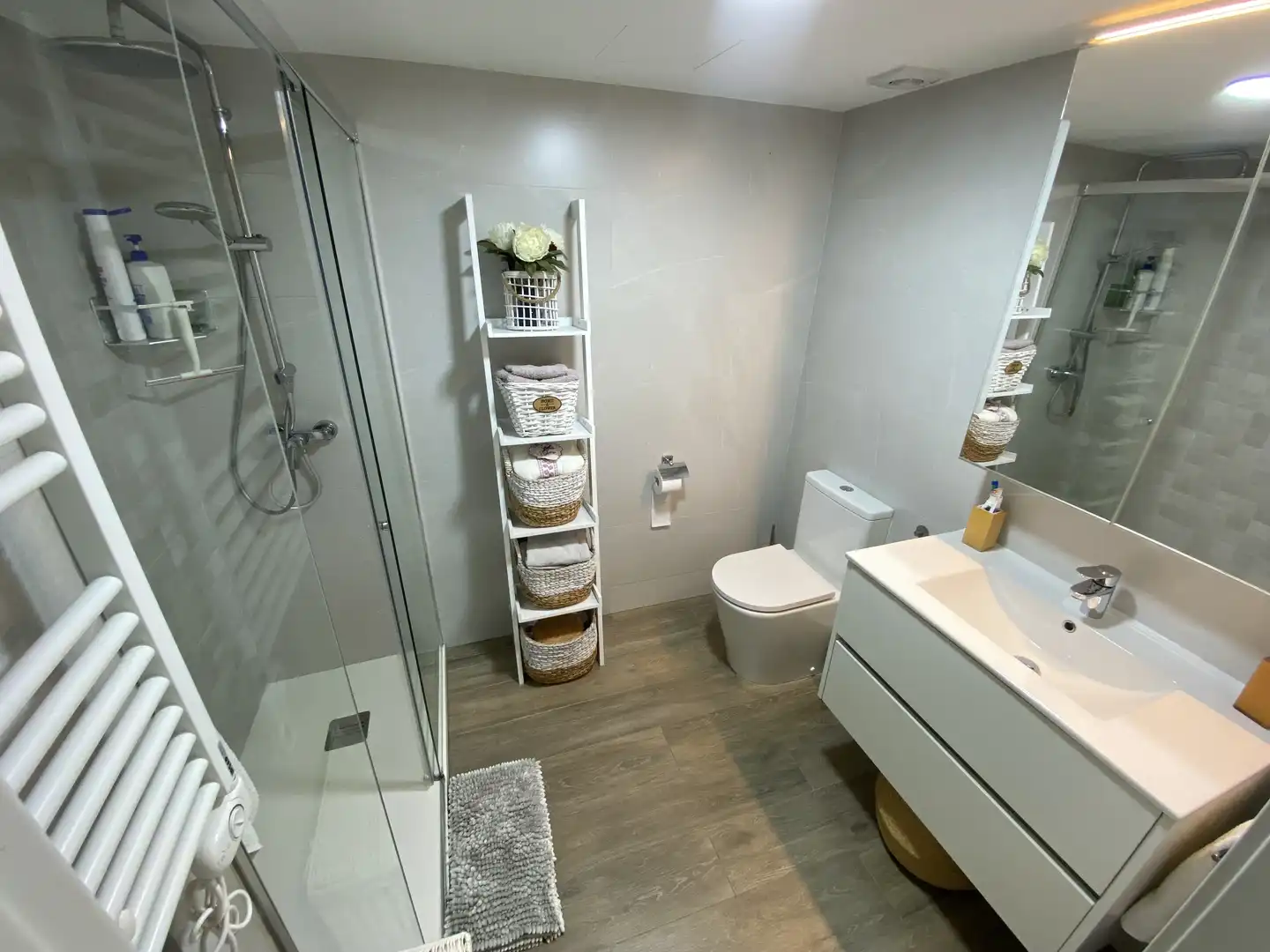 Attic for sale in Avinguda de la Cossetània, 26, L'Estany Bathroom of Attic for sale in Calafell with Air Conditioner, Terrace and Swimming Pool