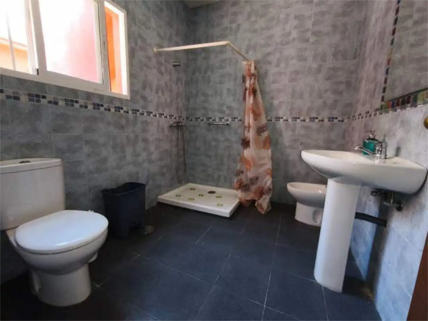 Houses for sale in Olletas - Sierra Blanquilla Bathroom of Houses for sale in Málaga with Terrace and Furnished