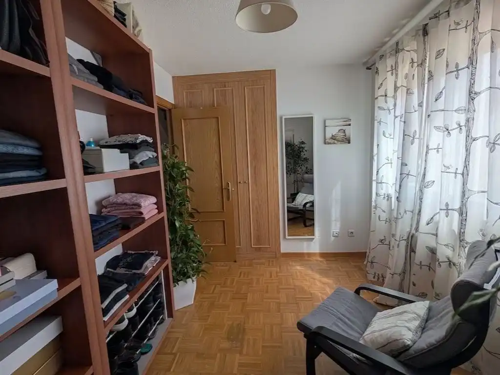 Dormitori de Casa o xalet de lloguer en Daganzo de Arriba amb Aire condicionat, Calefacció i Jardí privat