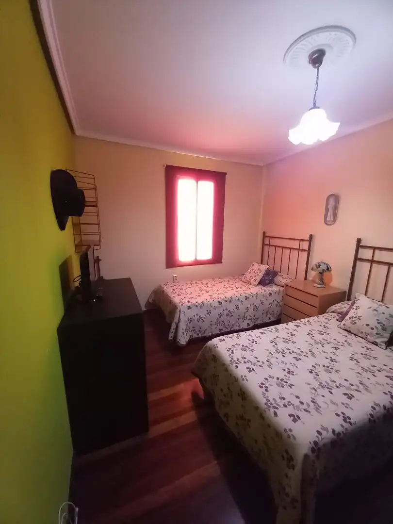Casa adosada en venta en Rúa Pilar, 28, Cariño Habitación de Casa adosada en venta en Cariño con Balcón