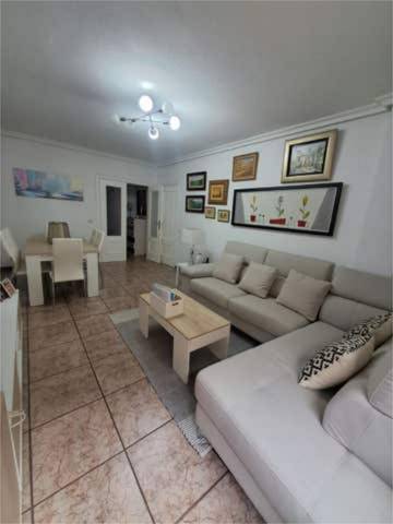 Piso en Venta en El Torreón - Los Ángeles - El Pilar